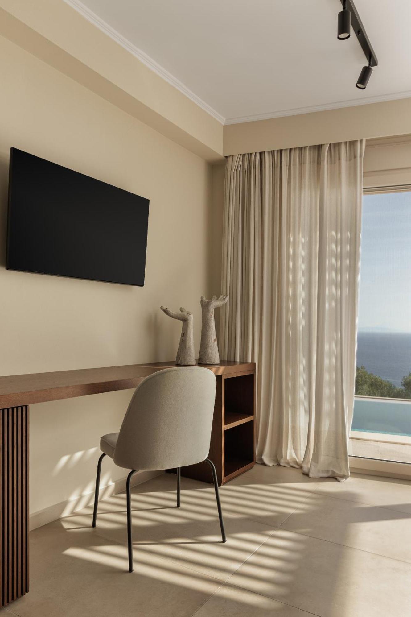 Apolis Villas & Suites Resort Parga Dış mekan fotoğraf