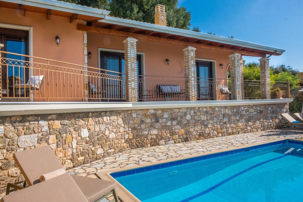 Apolis Villas & Suites Resort Parga Dış mekan fotoğraf